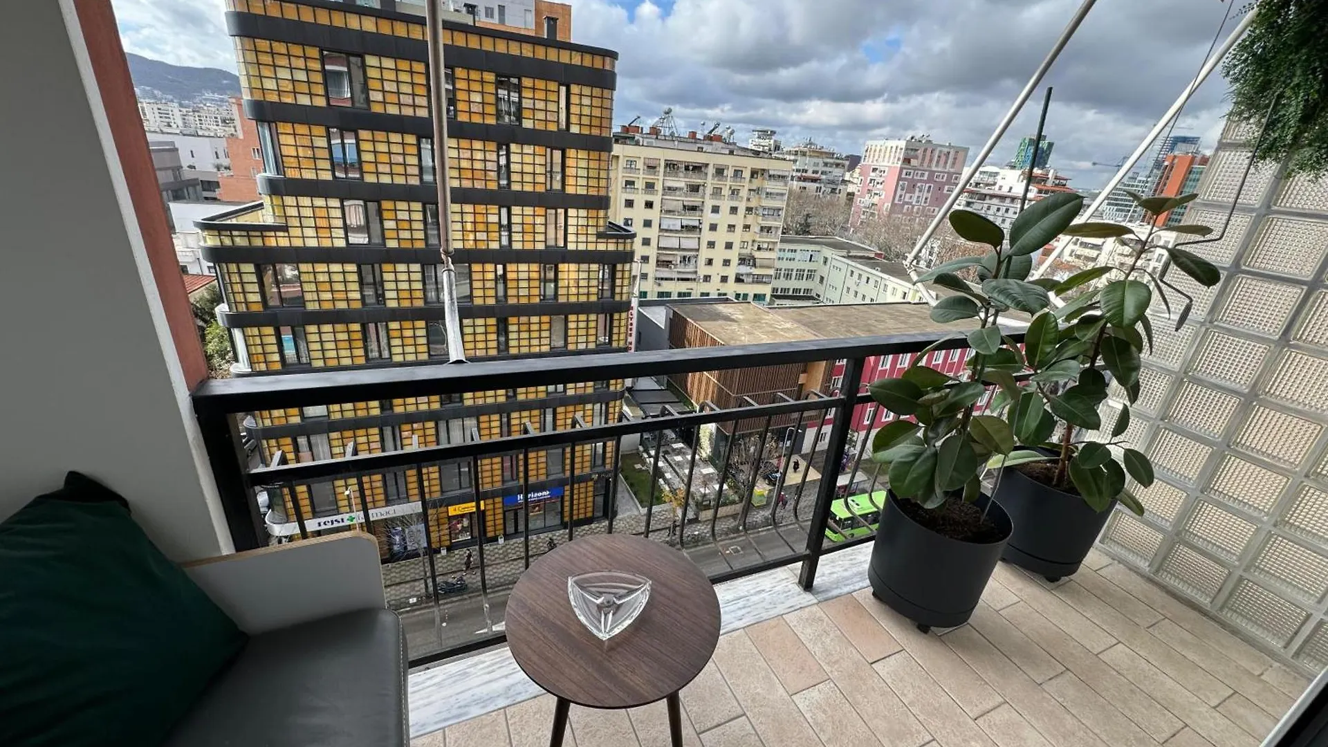 Adam'S House Apartment Tirana Albania